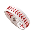 Witte lederen honkbal armband met rode stiksels en zilveren drukknopsluitingen - Wit