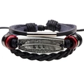 Gelaagde vintage lederen armband met zilveren veer hanger en houten kralen sieraad - Zilveren Veer