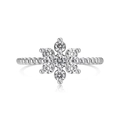 Anello a fiocco di neve in argento S925 con fascia a rilievo e cristalli di zircone - US 6 / Oro Bianco