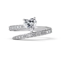 Elegante anello bypass in argento S925 con pietra a cuore e diamanti incastonati - US 5 / Argento