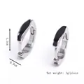 Orecchini huggie vintage in metallo argento con smalto nero, peso netto 1 g al pezzo - Argento