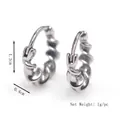 Orecchini a cerchio intrecciati in argento, diametro 1,3 cm e larghezza 0,4 cm - Argento