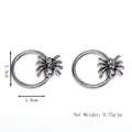 Creative stainless steel spider hoop earring featuring realistic 1.6cm animal sculpture - Silver