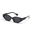 Occhiali da sole cat-eye quadrati neri retrò con rivetti in argento e finitura lucida - Nero Lucido / Grigio