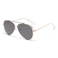 Occhiali da sole aviator classici con montatura in metallo oro rosa e lenti polarizzate - Montatura Dorata Lente Grigia