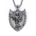 Vintage roestvrijstalen ketting met schildhanger en reliëf van een gevleugelde krijger - Zilver