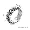 Retro-Ring im Hip-Hop-Stil aus Silberlegierung mit Kreuzmuster und 8mm Bandbreite - Silber