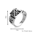 Anello piramidale vintage punk in argento con simboli gotici a rilievo per uomini - Argento