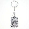 Portachiavi vintage a scudo in argento con aquila in rilievo e stile biker - Argento