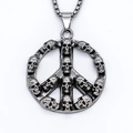Collar punk vintage con colgante redondo de la paz compuesto de mini calaveras - Plateado