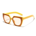 Occhiali da sole cat-eye oversize alla moda con montatura geometrica gialla e arancione - Giallo