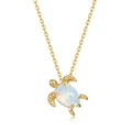 Collar de tortuga marina dorada con incrustación de opalo ovalado en fondo blanco - Collar (PD025208)