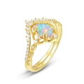 Anillo vintage de plata S925 dorada con ópalo ovalado y diamantes en forma corona - US7# / Dorado