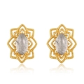 Boucles d'oreilles en argent S925 labradorite avec dentelle dorée ajourée sur blanc - Argent 925 / Or 10K + Laque Électrophorétique