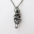 Collana con pendente coppia di teschi in lega d'argento stile gotico punk - Argento