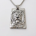 Silberne Edelstahl Halskette mit quadratischem Löwenkopf-Anhänger im Vintage-Stil - Silber