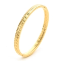 Dettaglio del bracciale placcato oro 18 carati con trama a V e chiusura a cerniera - Oro