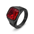 Dettaglio anello da uomo in acciaio nero con grande pietra preziosa rossa rettangolare - US 7 / Nero/Rosso