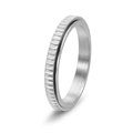 Close-up of rotatable titanium steel ring with diagonal knurled texture and silver finish - US 12 / Silver