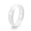 Minimalistische witte keramische ring met gefacetteerd oppervlak en gladde binnenkant - US 6 / Wit