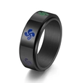 Anello rotante in titanio nero con motivo Lauburu colorato in vista a 45 gradi - Nero / US 6