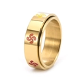 Dettaglio dell'anello in titanio dorato con simboli di mulini a vento colorati rotanti - Oro / US 6