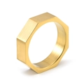 Macro-opname van gouden achthoekige ring met een minimalistische geborstelde metalen afwerking - US 6 / 6mm / Goud