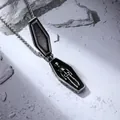 Gothic Punk Sarg Kette aus Edelstahl mit verstecktem Skelett auf grauem Stein - Anhänger Ohne Kette