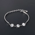 Bracciale minimalista in acciaio al titanio argento con tre pietre preziose trasparenti - Argento
