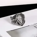 Punk style stainless steel shield ring with retro banana leaf patterns and vintage finish - US Size 7
