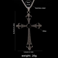 Grand collier croix gothique en acier inoxydable avec pierre noire et dimensions - Style de Croix 263 (A1697) / Chaîne en Acier 70cm