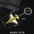 Llavero de avión de combate de aleación dorada con diseño detallado de las alas - Avión de Combate B (Cierre K Blanco) / Dorado