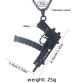 Collana con ciondolo mitragliatrice Uzi nera da uomo con catena in acciaio da 60cm - Nero Nuoto + 60cm Catena in Acciaio Nero