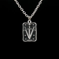 Collier tarot gothique en acier inoxydable argenté avec pendentif de carte de jugement - Tarot du Jugement