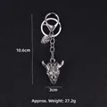 Portachiavi punk con teschio di toro in metallo argento retrò e stella incisa - Ram Skull