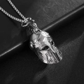 Collana con ciondolo a casco spartano in argento antico su sfondo in pelle nera - Ciondolo Elmo Spartano Solo (Color Acciaio)