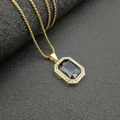 Detalle de colgante rectangular dorado con gema negra facetada y pavé de microcirconas - Strass Negro Tono Dorado (Colgante Solo (Sin Cadena))
