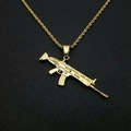 Collar hip hop de acero inoxidable chapado en oro con colgante de fusil SCAR y brillos - Solo colgante dorado