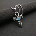 Collana in acciaio al titanio con ciondolo Occhio di Horus e dettaglio occhio blu - Colore Acciaio Ciondolo Solo (Senza Catena)