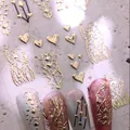 Adesivi per unghie 3D dorati JY-039 con cuori e foglie per la decorazione - Stile Rilievo Dorato 3D (JY-039)