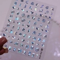Holografische Nagelaufkleber Set mit bunten Alphabet-Buchstaben und Herzformen LTH-019 - Silber