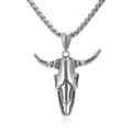 Detailopname van punk stierenkop hanger in zilver met een metalen box-ketting - Staal Kleur Met Ketting (3,0*550mm)