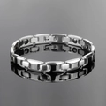 Pulsera magnética de acero inoxidable para hombre con eslabones pulidos y acabado mate - Estilo de Mujer
