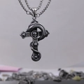 Pendente croce gotica con serpente e teschio in acciaio inossidabile argento antico - Pendente a Croce con Teschio e Dragone (Con Catena da 60cm)
