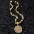Collana Cuban link dorata con ciondolo tondo occhio del diavolo su sfondo di pietra nera - Collana a Maglie Cubane / Oro (Malocchio Rotondo)