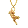 Ciondolo leopardo dorato con cristalli rossi su una robusta catena a corda - Oro Pietra Rossa (Catena a Corda)