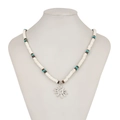 Collana di perline stile boho con accenti turchesi e pendente a forma di girasole - Bianco K-07310 (Stile con Perline Bianco Turchese E Rosso Marrone)