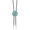 Detalle de corbata bolo de girasol con piedras turquesas y cordón trenzado estilo oeste - Estilo Turquesa Girasol (RH989)