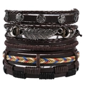 Bracciale multistrato in pelle con ciondolo a piuma retrò e stelle in metallo - caffè