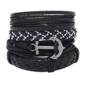 Détail d'un bracelet bohème multicouche avec cordons en cuir, tressage et un pendentif ancre - Style Nautique avec Ancre en Argent (11)